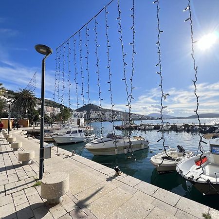 Svein Apartment Sarande Luaran gambar