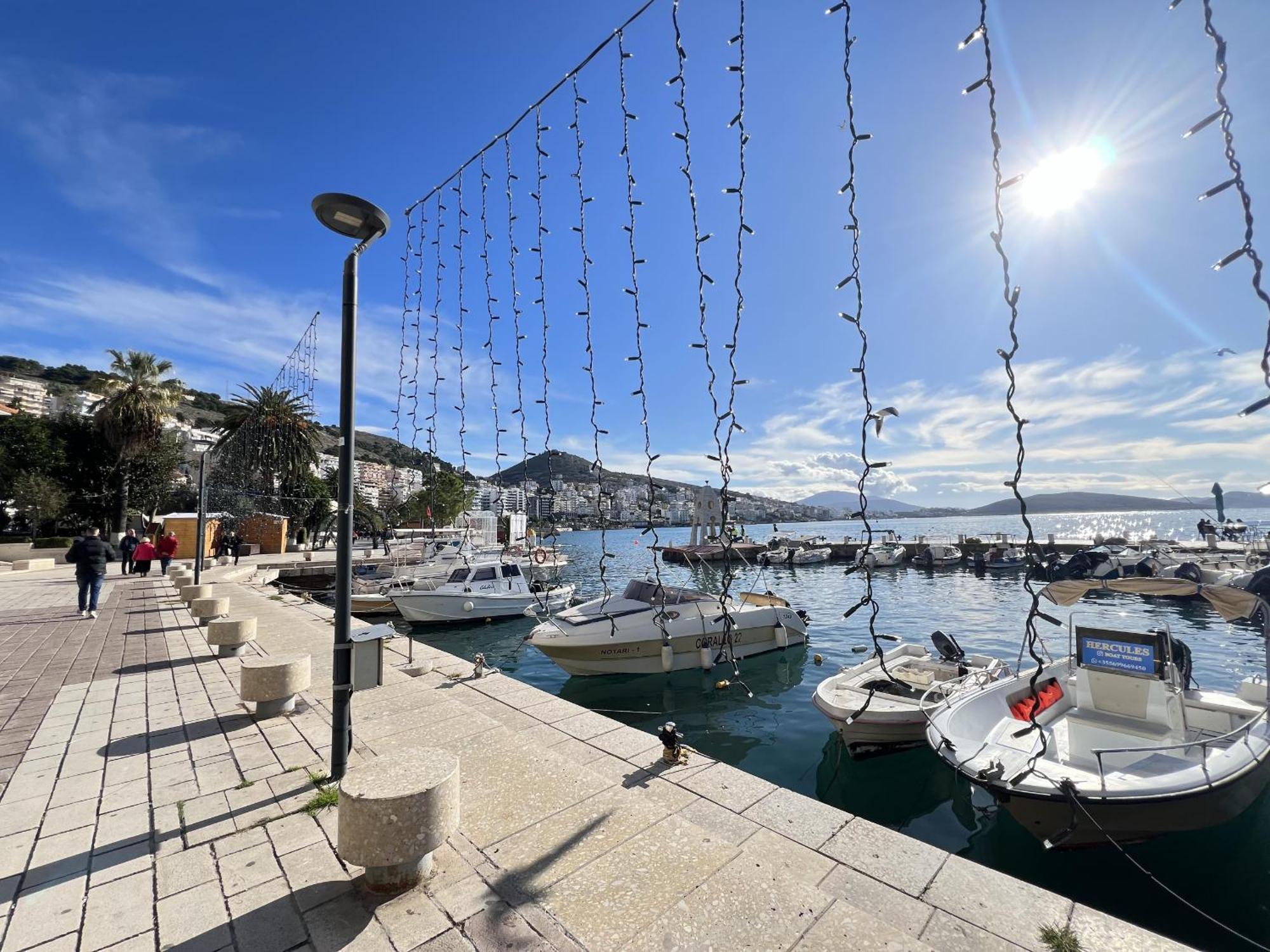 Svein Apartment Sarande Luaran gambar
